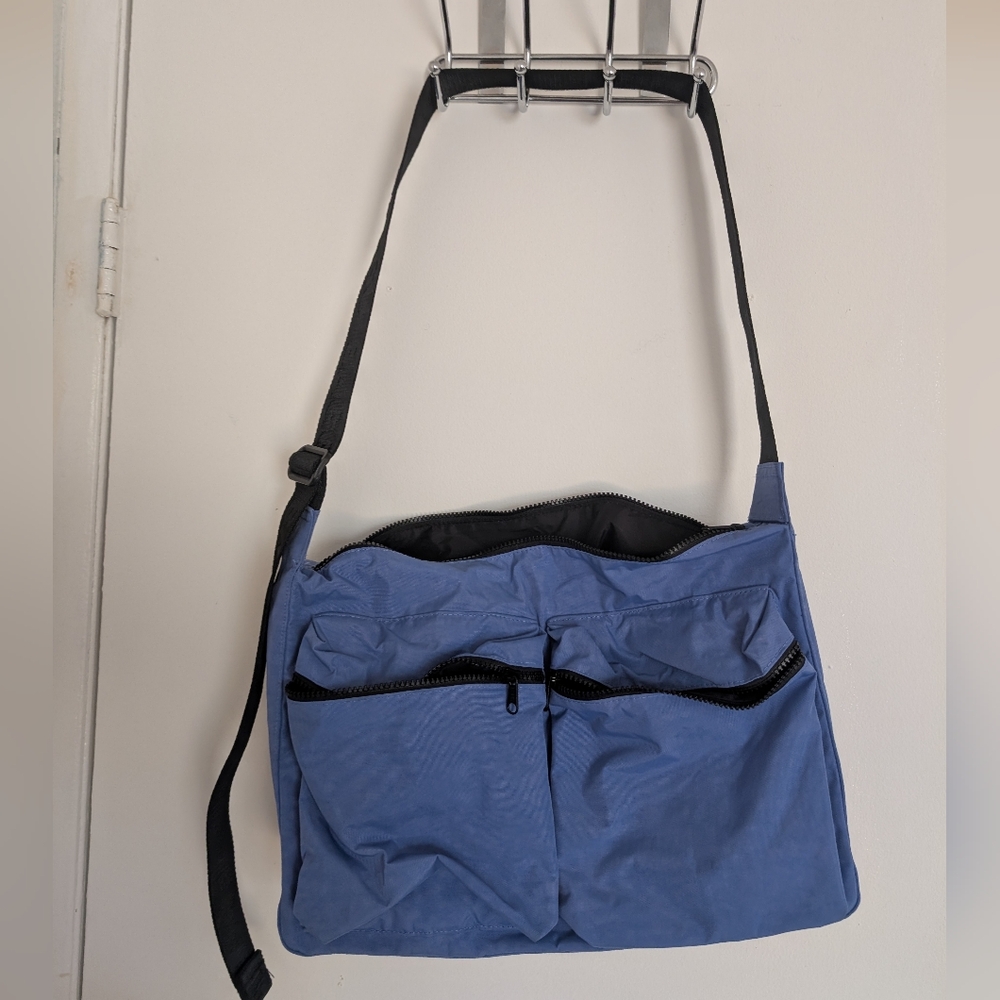 BAGGU Large Cargo Crossbody